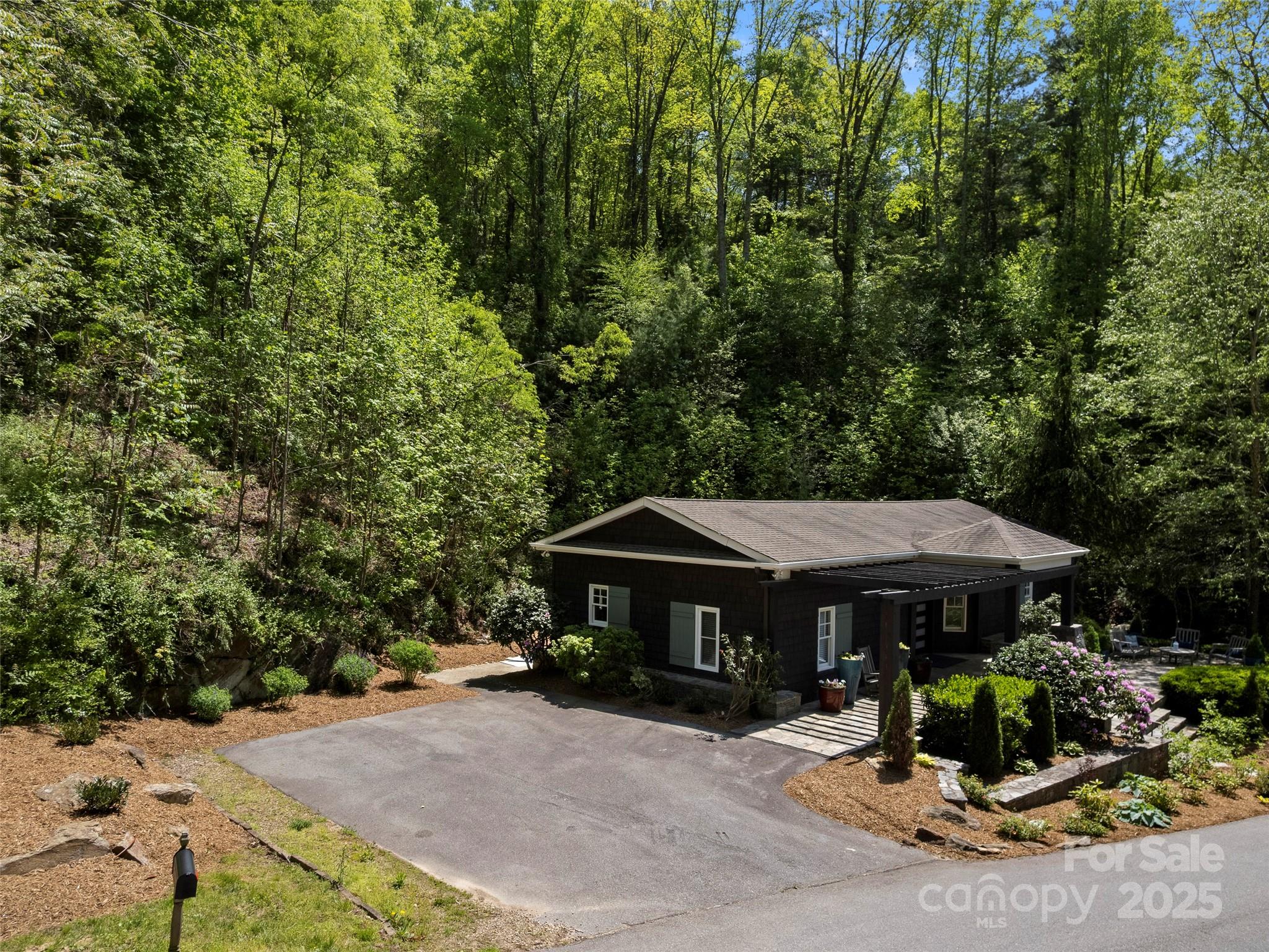 403 Baird Cove Road Asheville, NC 28804 - Photo 21 of 23