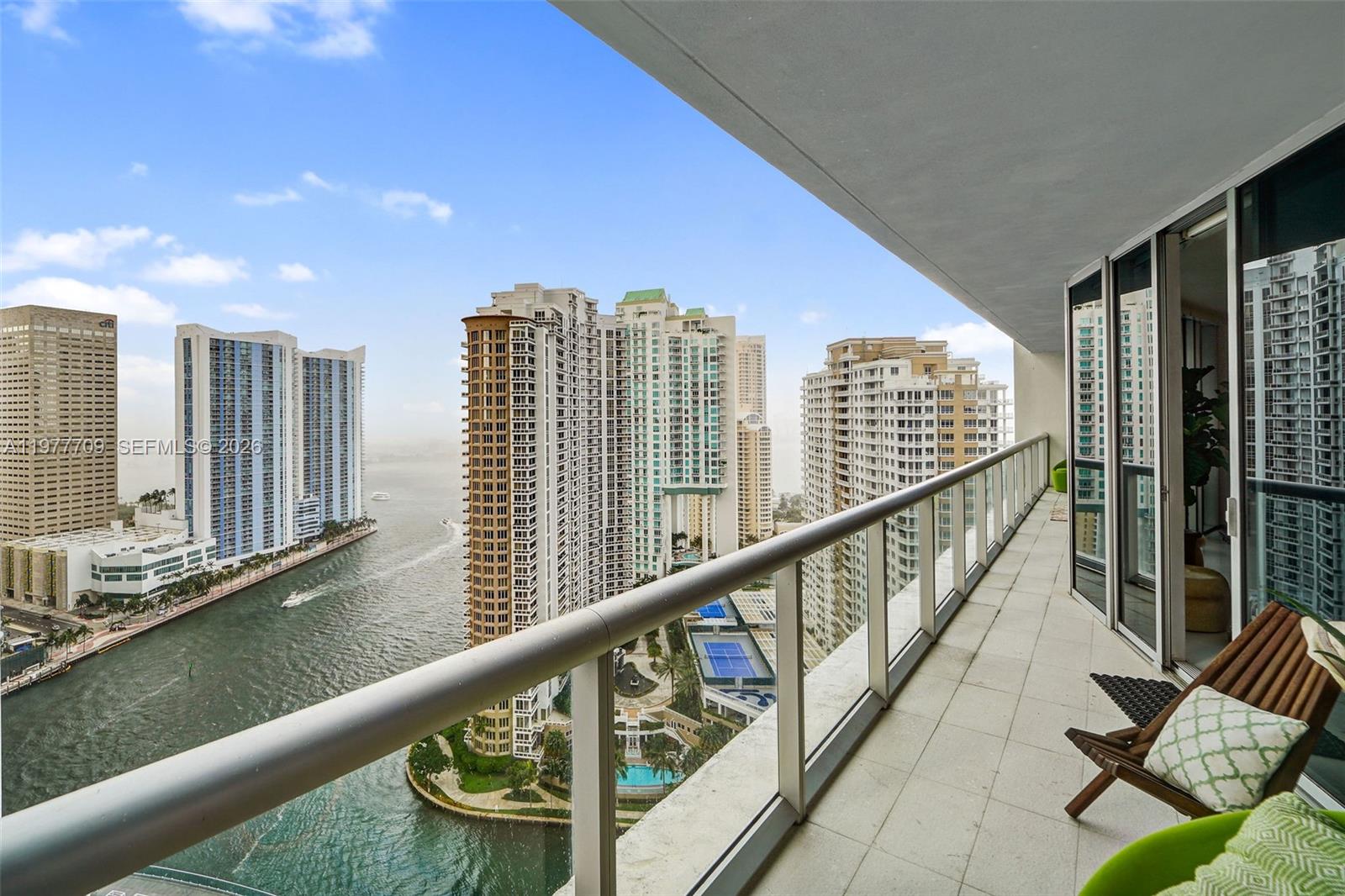 495 Brickell Avenue, Unit 2804 Miami, FL 33131 - Photo 15 of 38