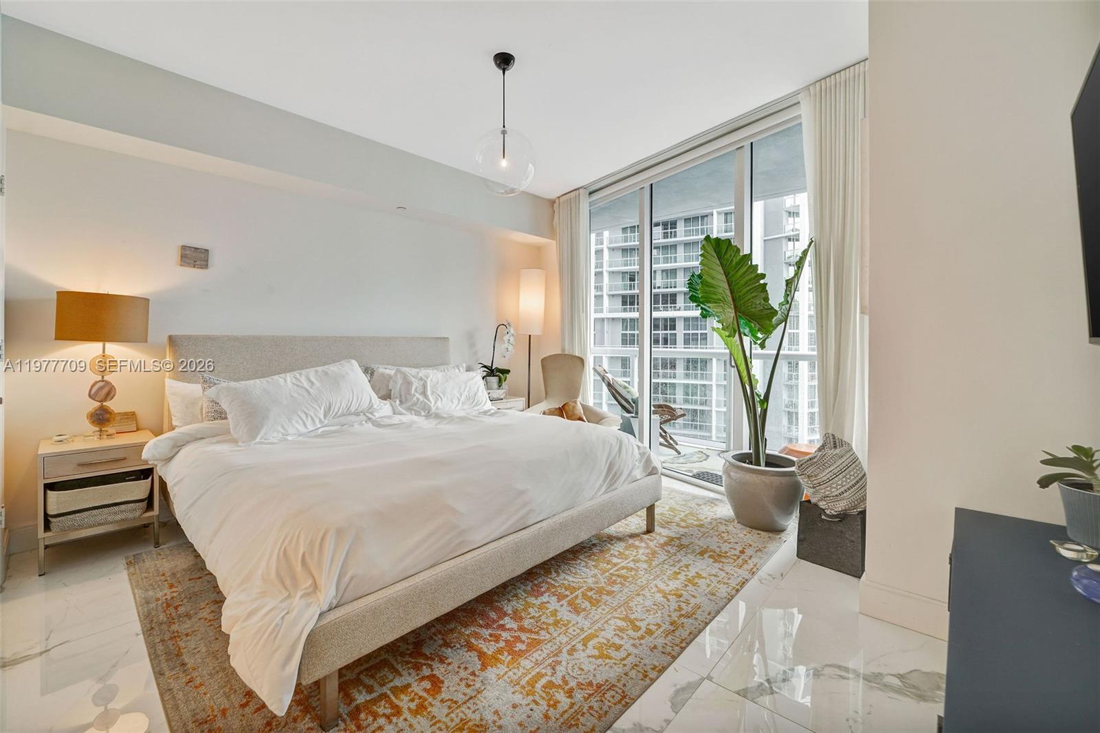 495 Brickell Avenue, Unit 2804 Miami, FL 33131 - Photo 19 of 38