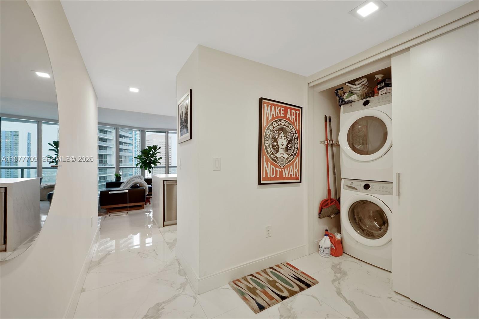 495 Brickell Avenue, Unit 2804 Miami, FL 33131 - Photo 26 of 38