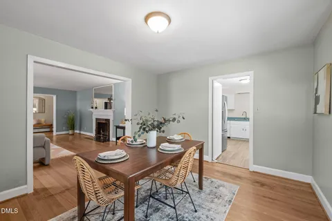 $825,000 | 68 Oakwood Drive, Chapel Hill, NC 27517