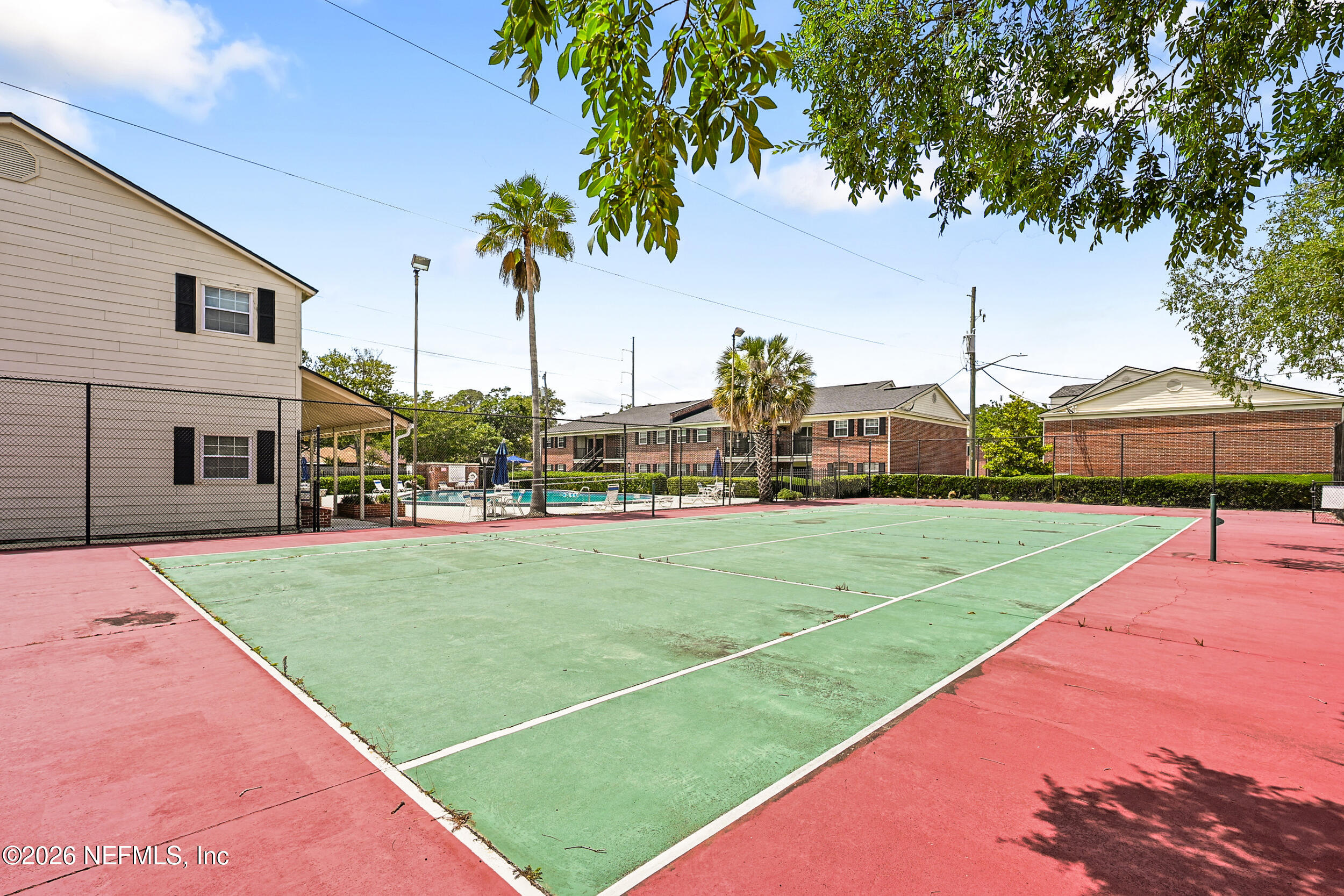 4915 Baymeadows Road, Unit 6G Jacksonville, FL 32217 - Photo 41 of 44 a view of a volley ball court