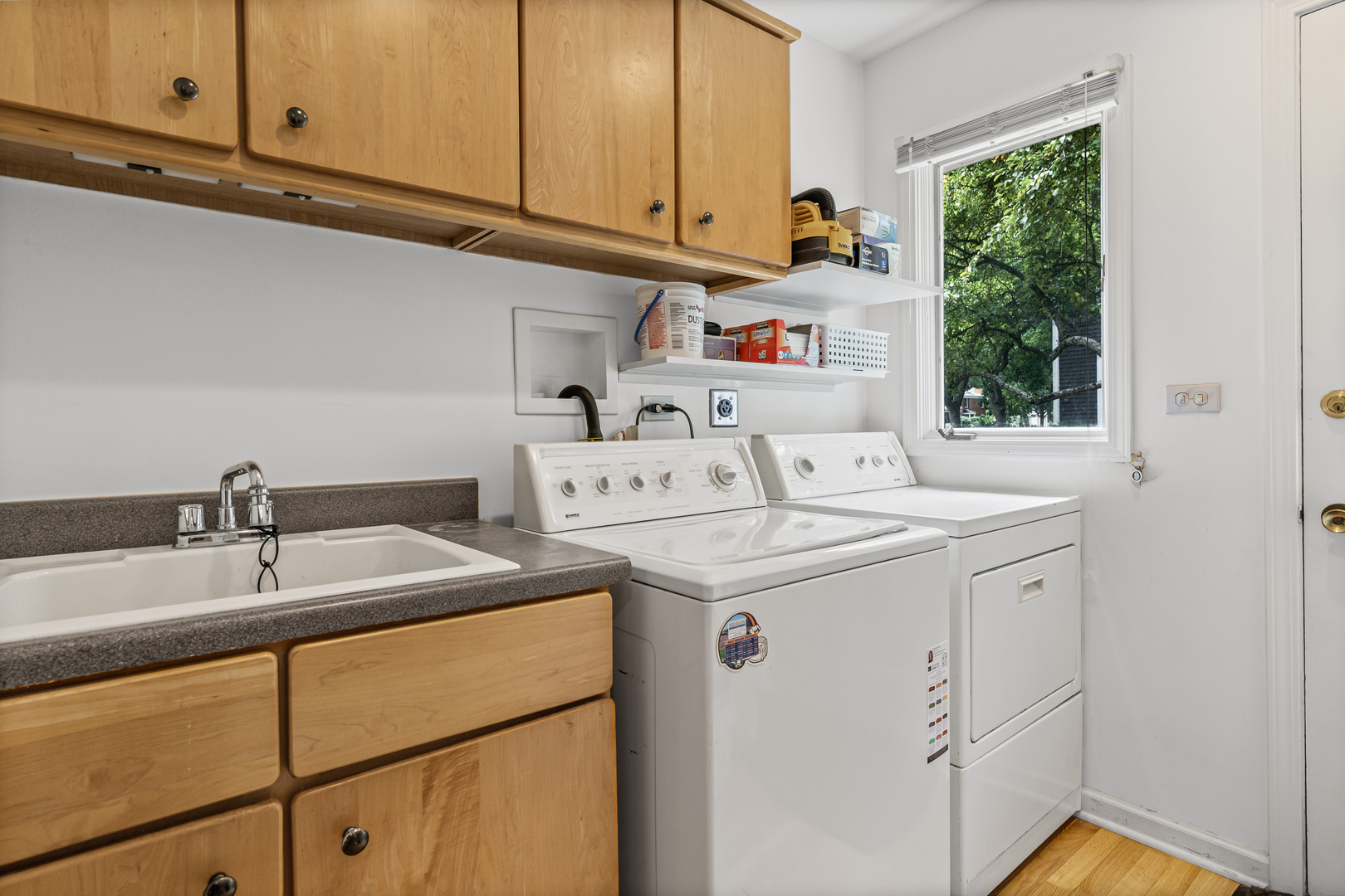 290 Cold Spring Road Barrington, IL 60010 - Photo 13 of 35 a utility room with dryer and washer