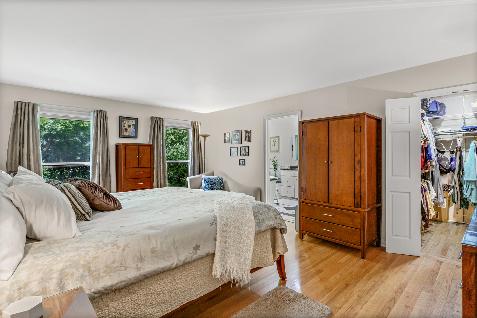 290 Cold Spring Road Barrington, IL 60010 - Photo 15 of 35 a bedroom with a bed closet and a large window