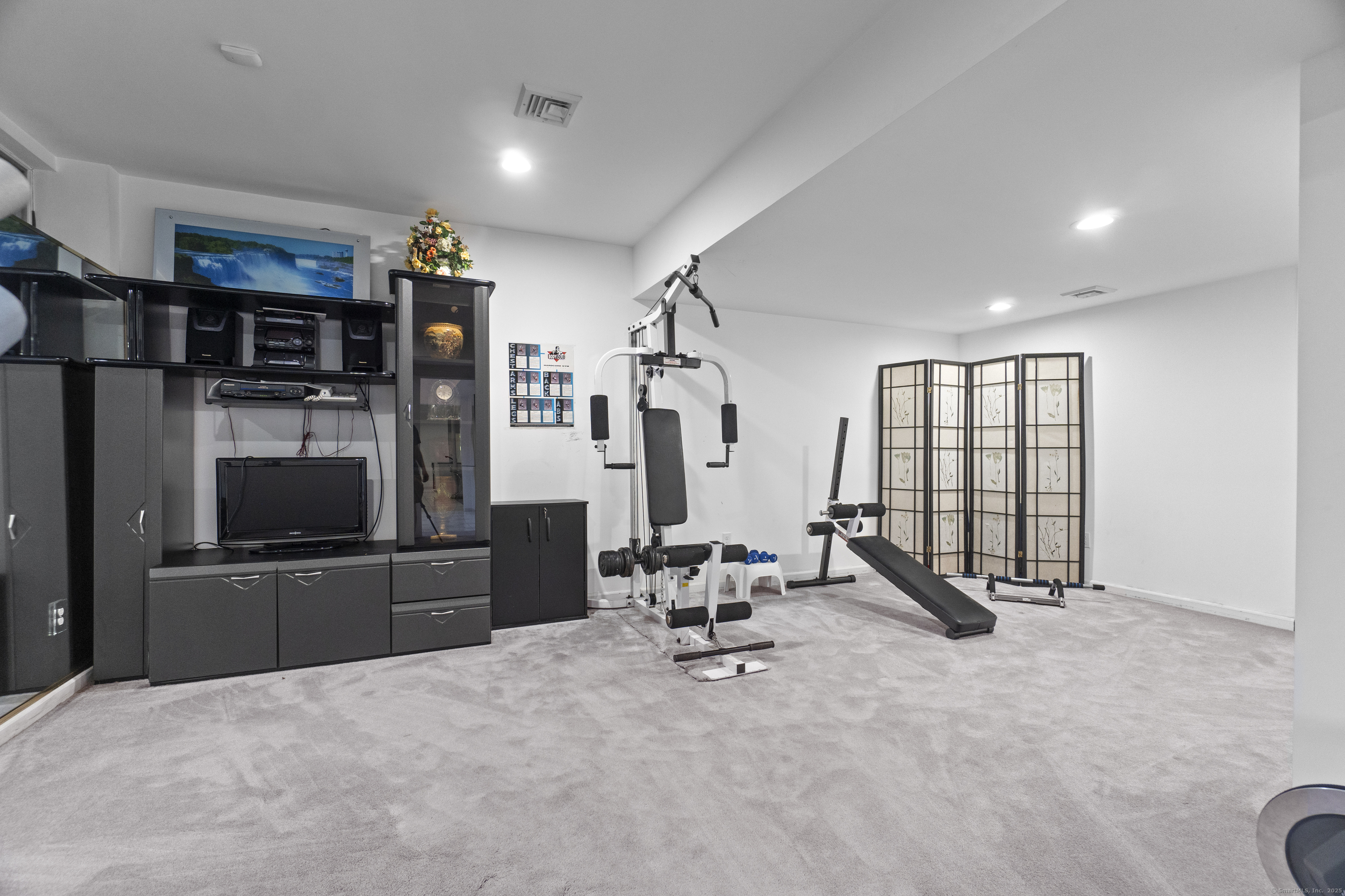 45 Brookview Court Groton, CT 06340 - Photo 31 of 38