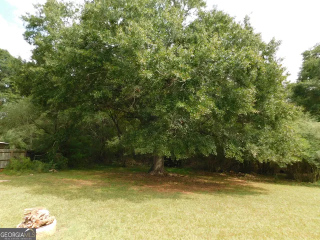 $2,050 | 1229 Fairview Drive, Monroe, GA 30656