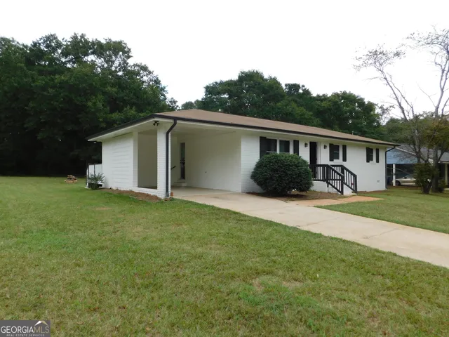 $2,050 | 1229 Fairview Drive, Monroe, GA 30656
