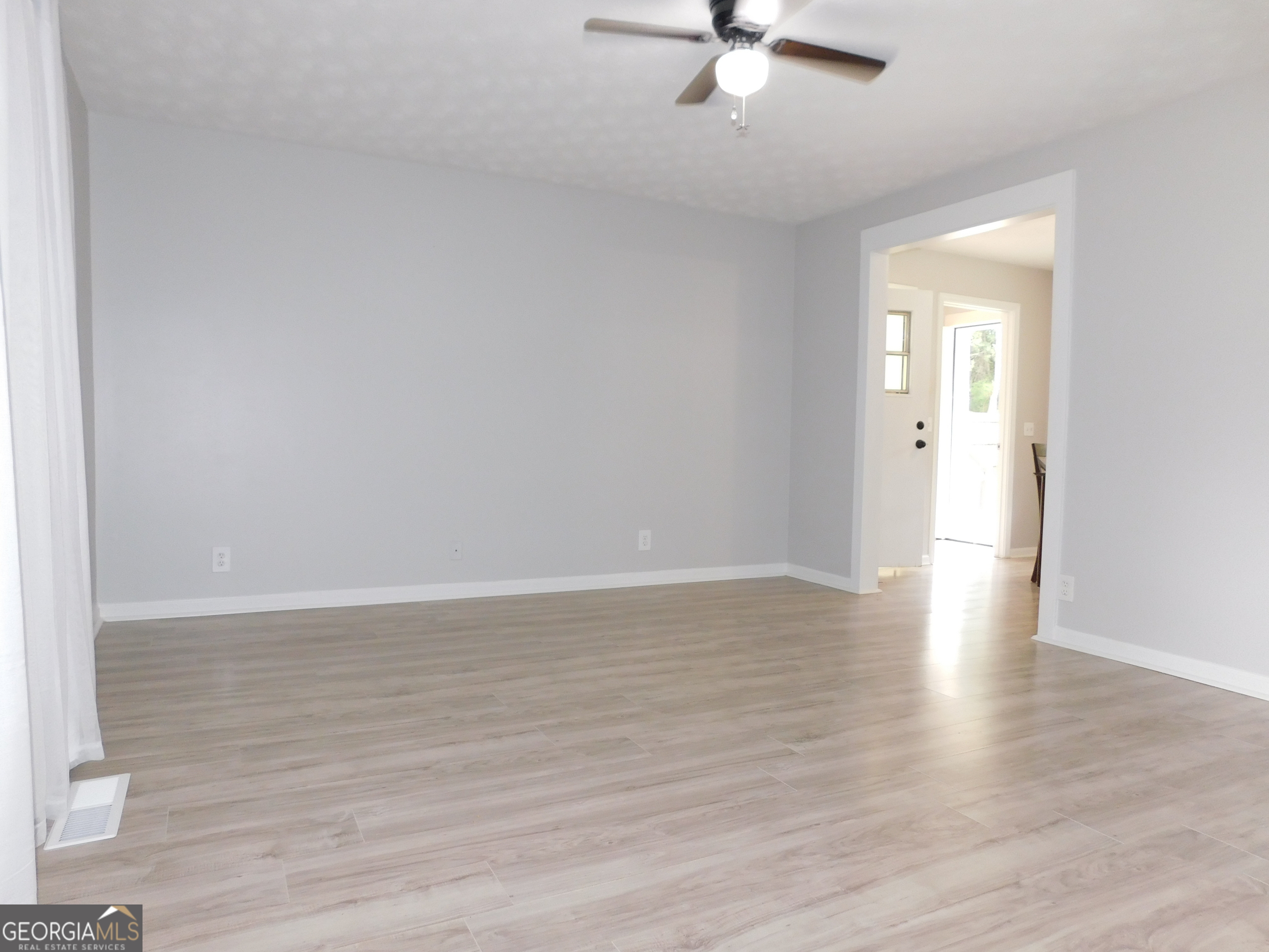 1229 Fairview Drive Monroe, GA 30656 - Photo 5 of 27