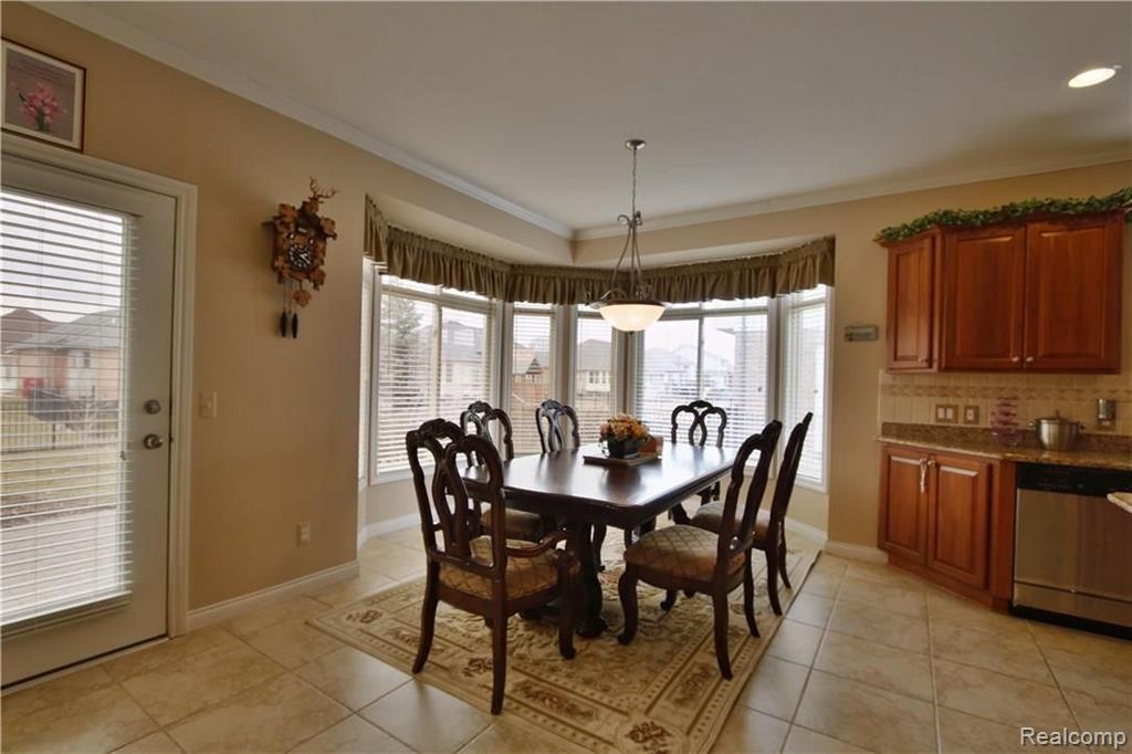 50861 Nesting Ridge Drive Macomb, MI 48044 - Photo 8 of 23