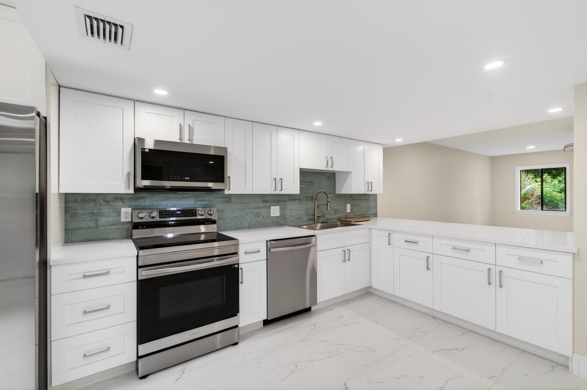 1330 Northwest 13th Street, Unit 12 Boca Raton, FL 33486 - Photo 8 of 52 26-web-or-mls-DSC_7658