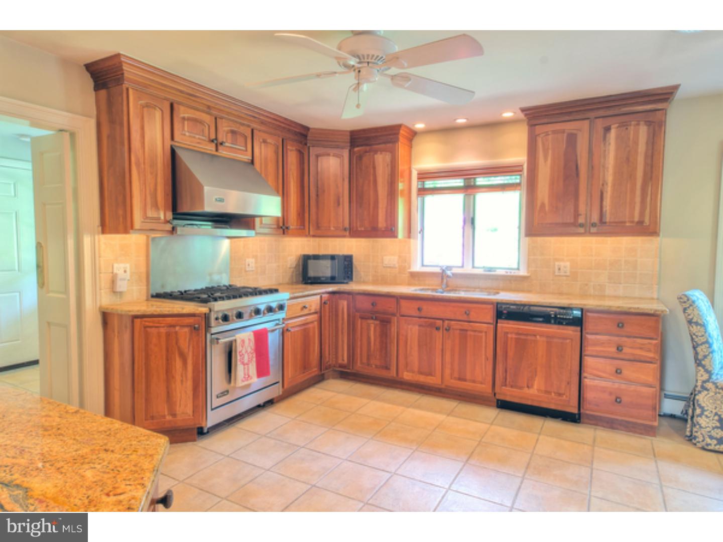 260 Upper Gulph Road Wayne, PA 19087 - Photo 5 of 25