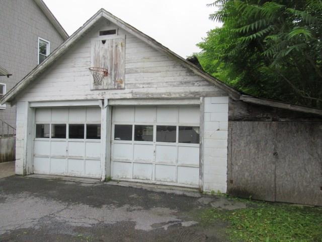 714 North Spring Street Everett, PA 15537 - Photo 2 of 23