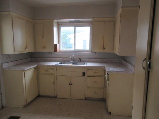 714 North Spring Street Everett, PA 15537 - Photo 12 of 23