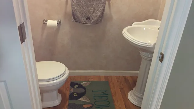 $850,000 | 155 Chase Road, South Hampton, NH 03827