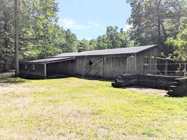 $850,000 | 155 Chase Road, South Hampton, NH 03827