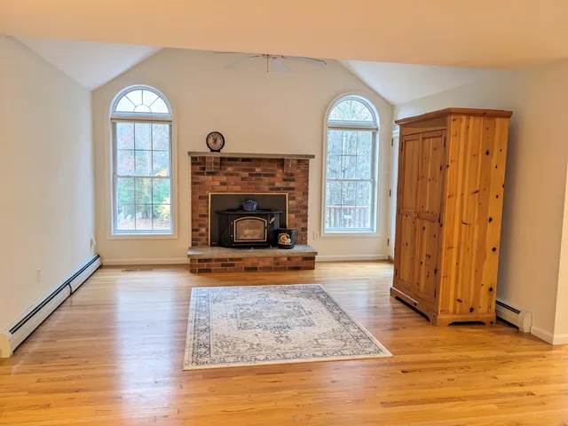 $850,000 | 155 Chase Road, South Hampton, NH 03827