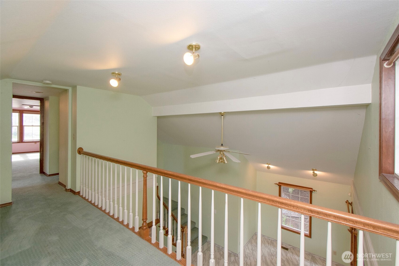 153 Spencer Road Sequim, WA 98382 - Photo 17 of 36 a view of a hallway with window