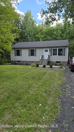 $3,250 | 1321 Sleepy Hollow Road, Athens, NY 12015