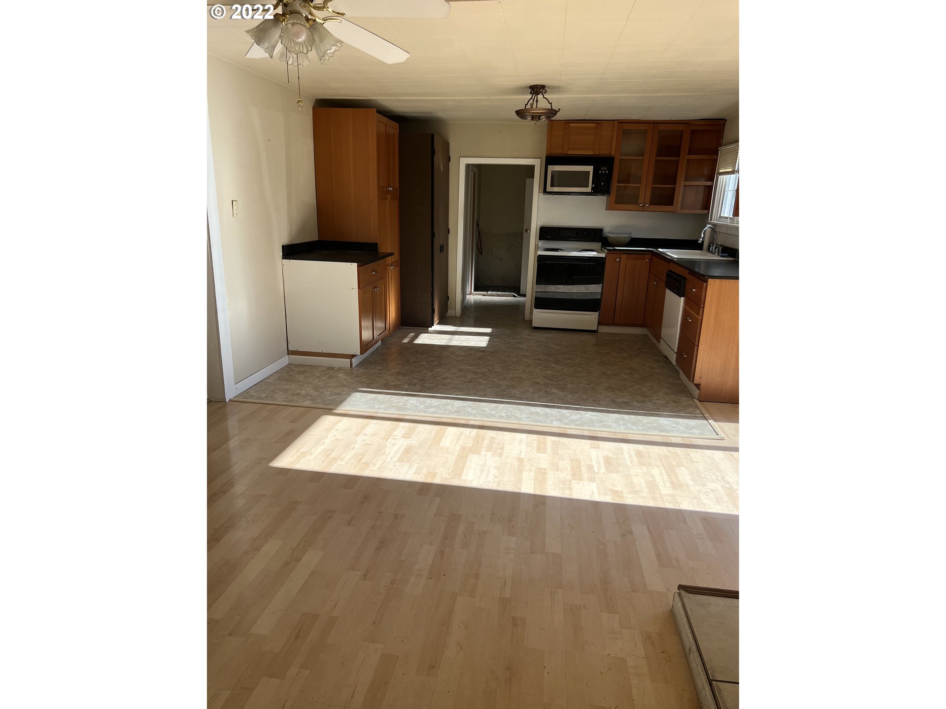 52305 Southwest Keys Road Scappoose, OR 97056 - Photo 6 of 21 Gallery Image 6