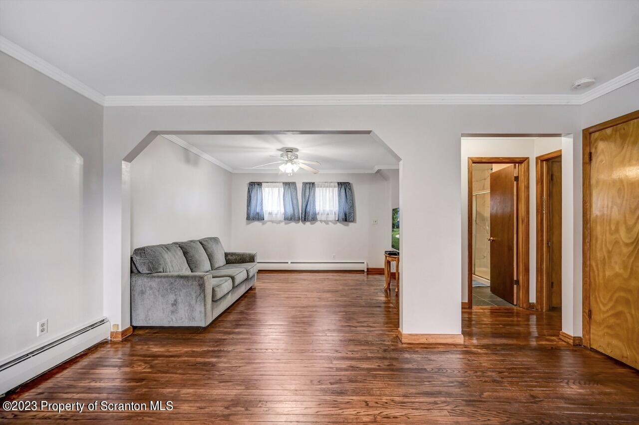 17 Spring Lane Moscow, PA 18444 - Photo 11 of 60 Gallery Image 11