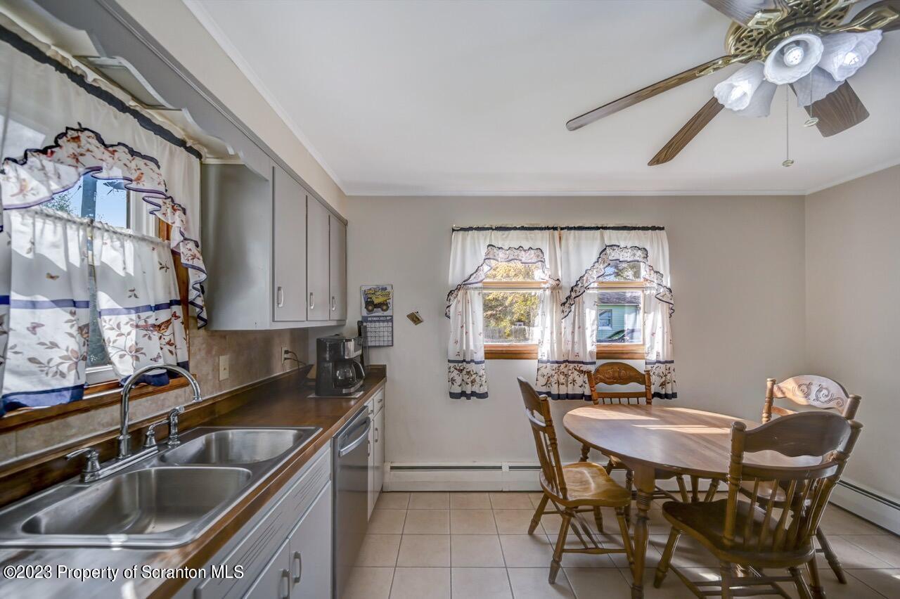 17 Spring Lane Moscow, PA 18444 - Photo 22 of 60 Gallery Image 22