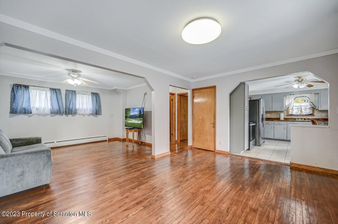 17 Spring Lane Moscow, PA 18444 - Photo 10 of 60 Gallery Image 10