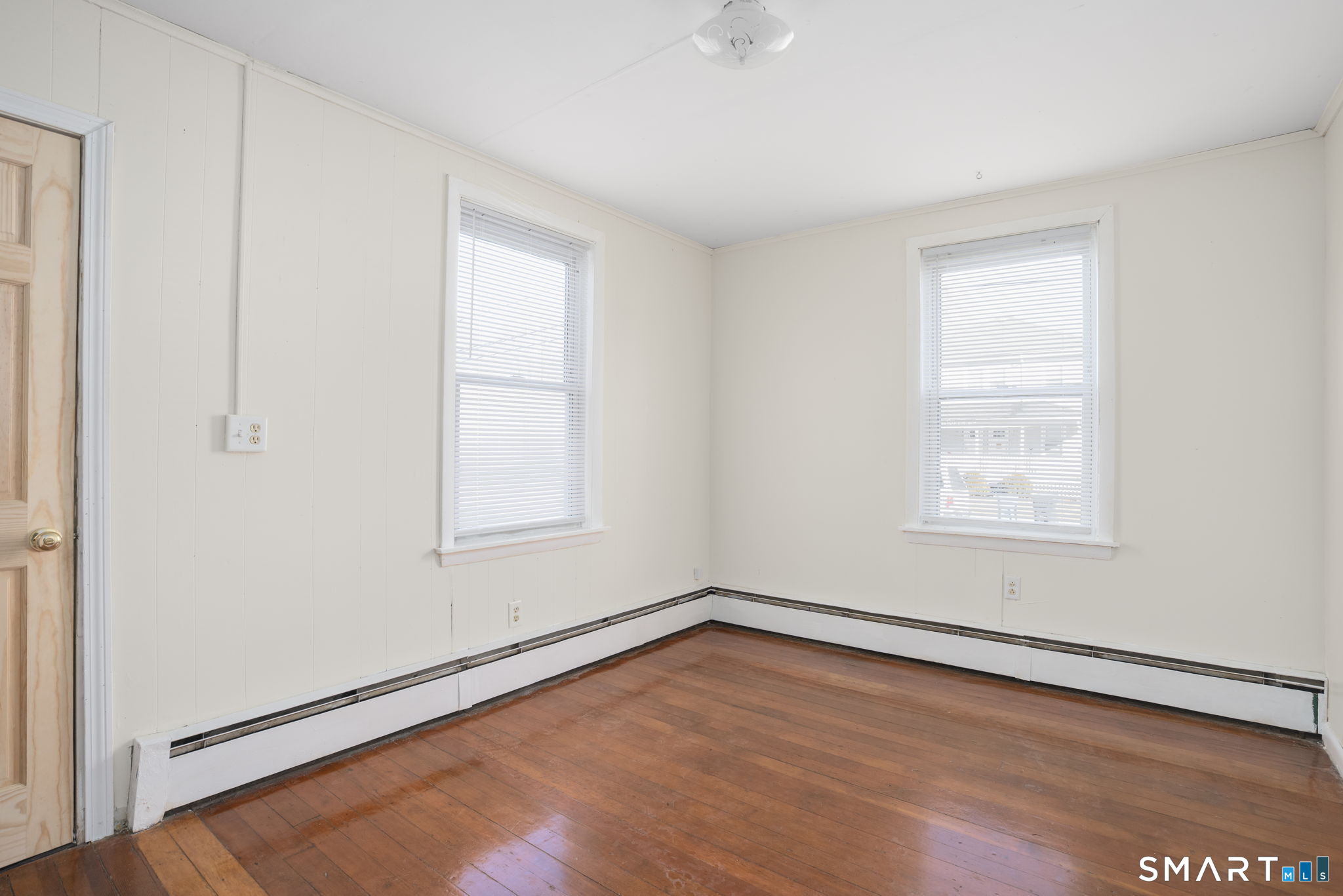 41 Boys Avenue Killingly, CT 06263 - Photo 7 of 29 Main Level Living Room - 41A