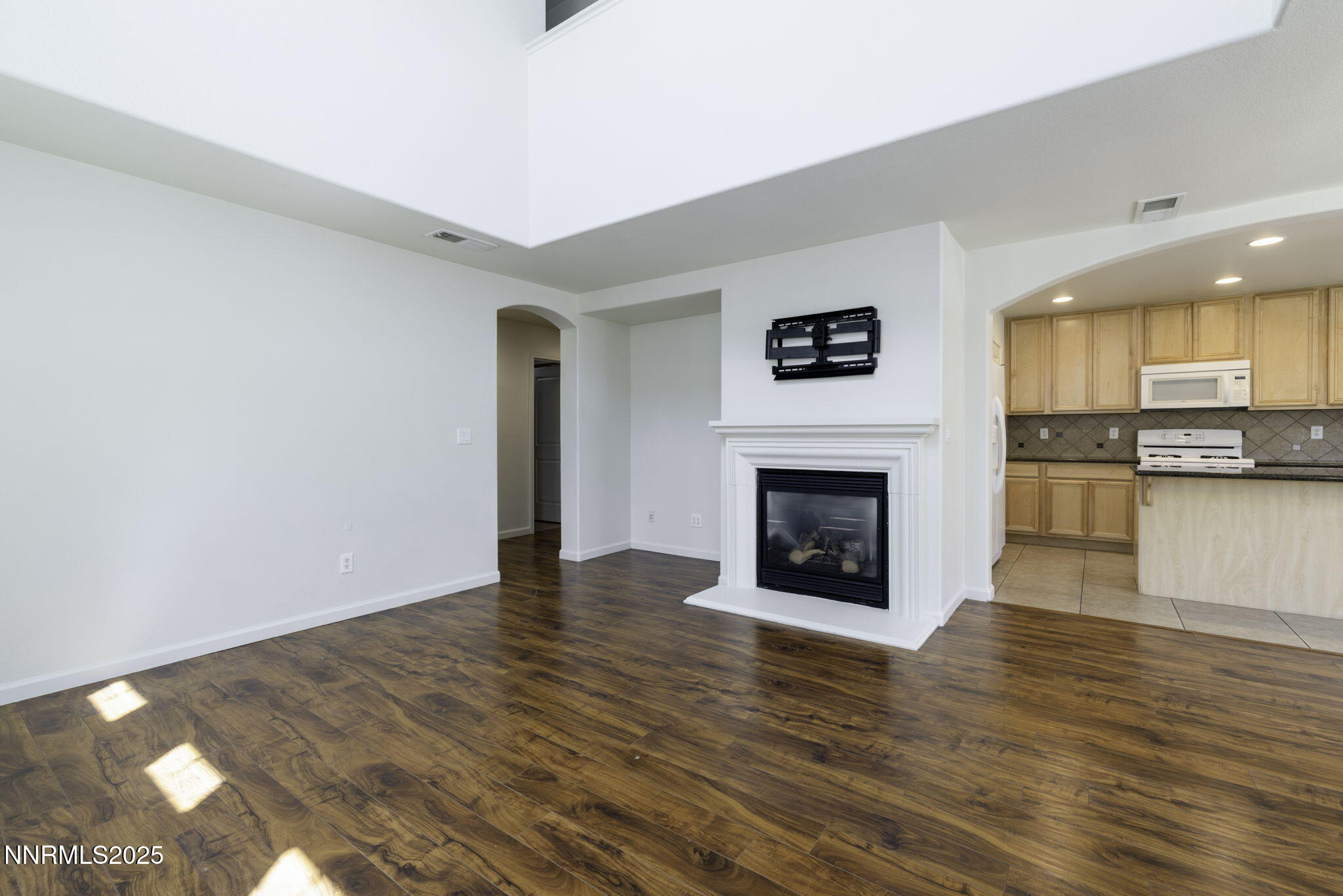 7680 Stone Bluff Way Reno, NV 89523 - Photo 7 of 26 11-web-or-mls-7680 Stone Bluff-10