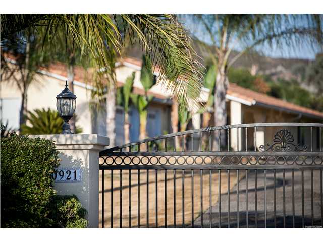 30921 Saddleback Road Valley Center, CA 92082 - Photo 1 of 24