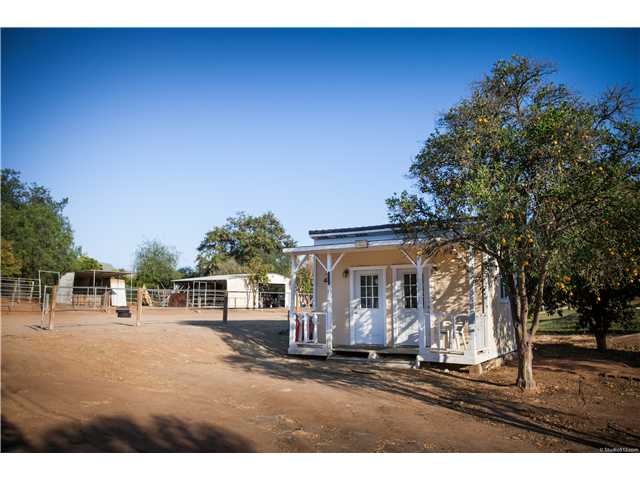30921 Saddleback Road Valley Center, CA 92082 - Photo 22 of 24
