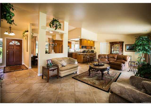 30921 Saddleback Road Valley Center, CA 92082 - Photo 4 of 24