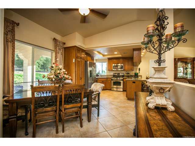 30921 Saddleback Road Valley Center, CA 92082 - Photo 10 of 24