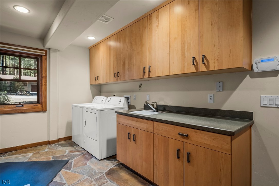 1077 Sawmill Road Incline Village, NV 89451 - Photo 16 of 28 Laundry/Mud Room