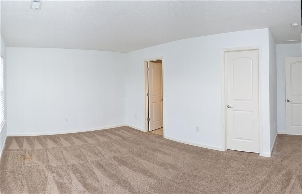 12405 Schoolhouse Road Fishers, IN 46037 - Photo 17 of 32 Gallery Image 17