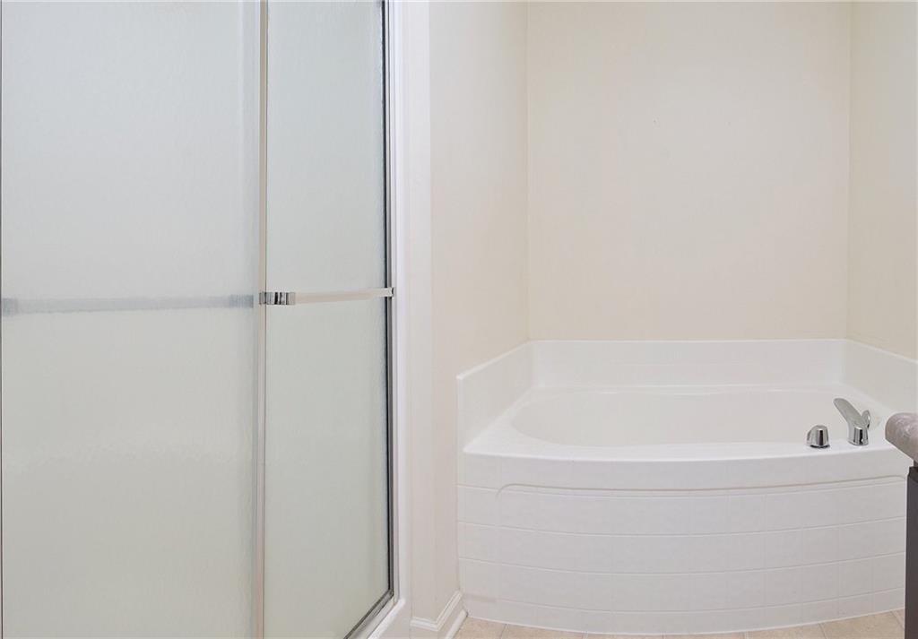 12405 Schoolhouse Road Fishers, IN 46037 - Photo 28 of 32 Gallery Image 28