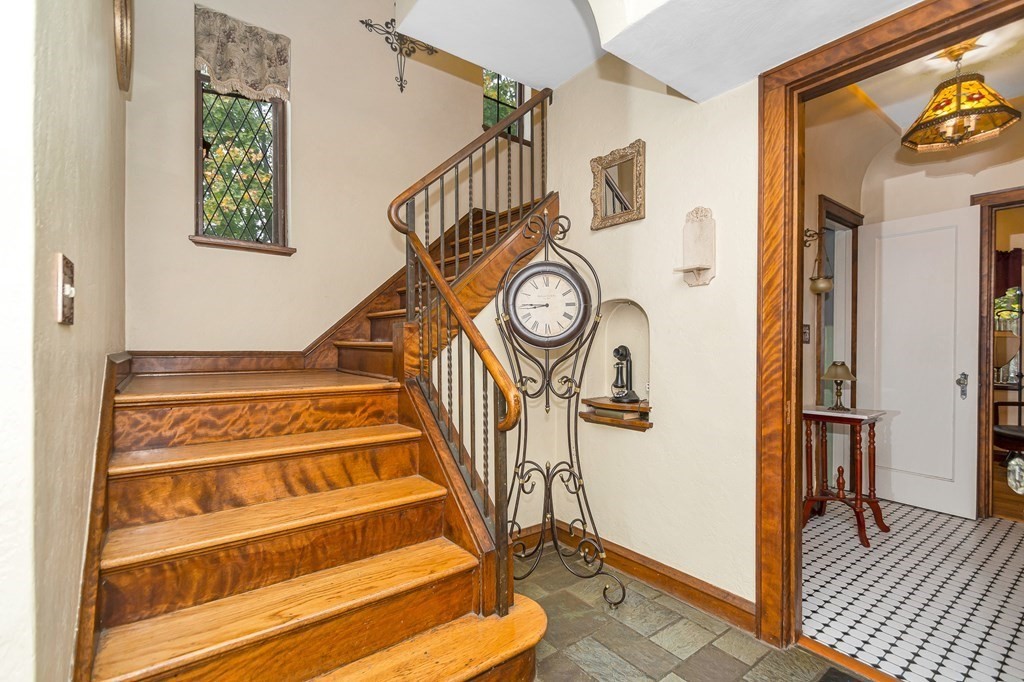 64 Florence Road Lowell, MA 01851 - Photo 2 of 42 Gallery Image 2
