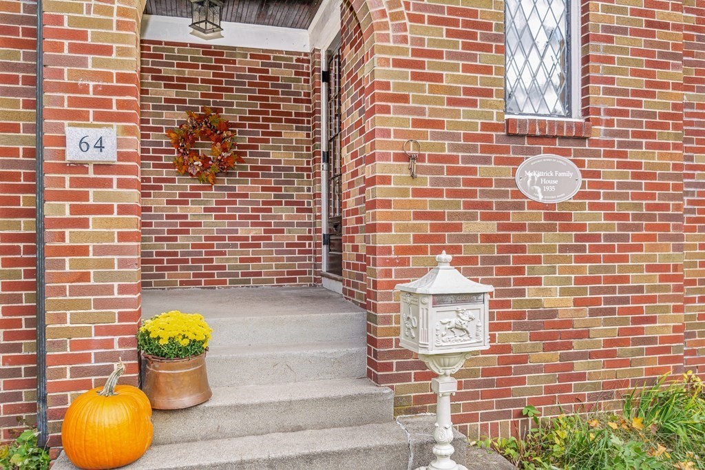 64 Florence Road Lowell, MA 01851 - Photo 33 of 42 Gallery Image 33