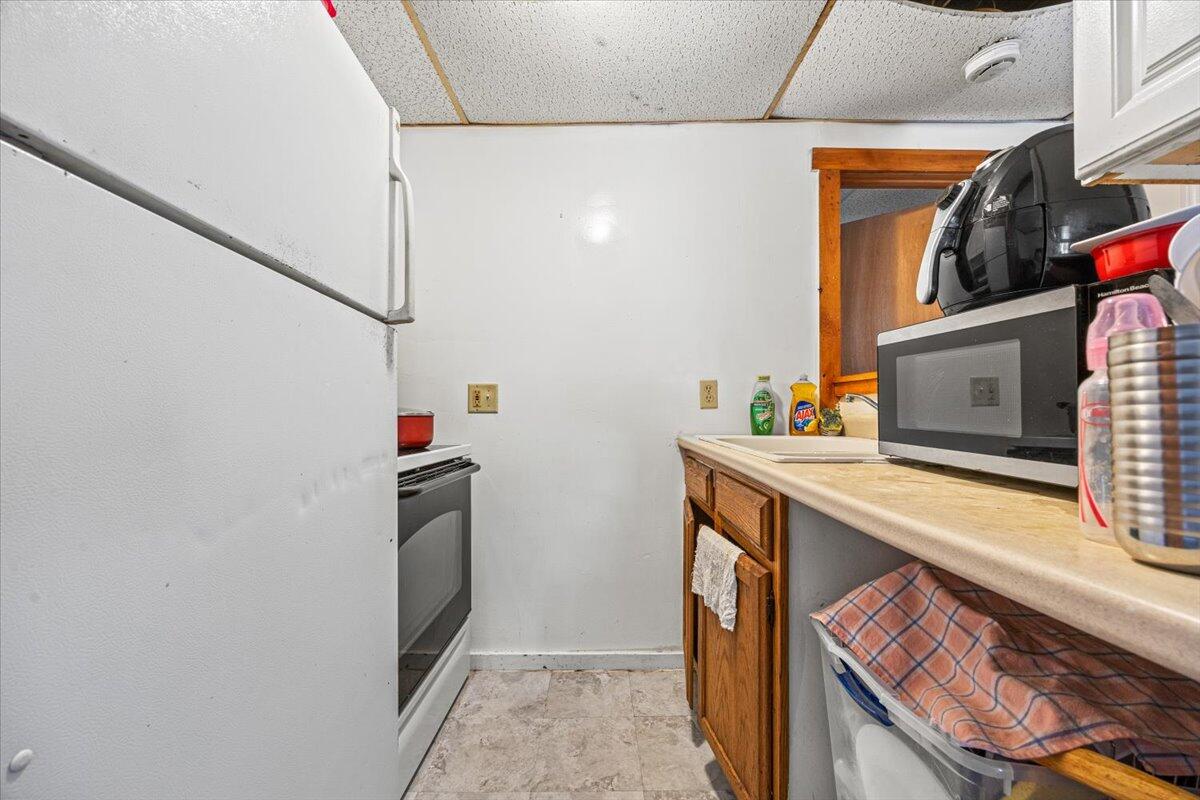 37 West Street Biddeford, ME 04005 - Photo 22 of 27 22