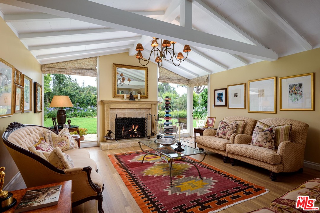 214 Middle Road Santa Barbara, CA 93108 - Photo 5 of 19