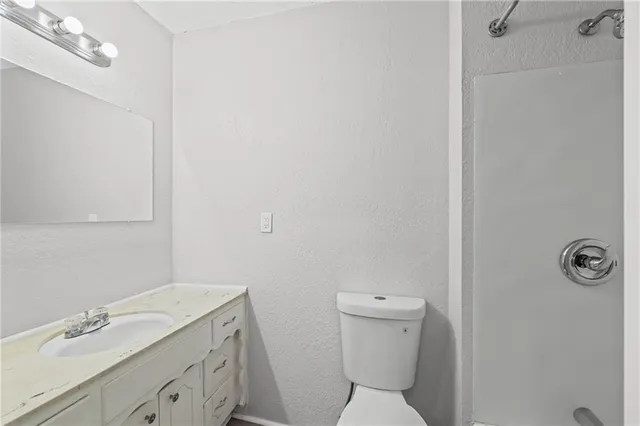 $232,900 | 12704 Bristol Avenue, Grandview, MO 64030