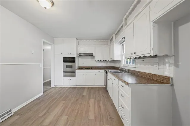 $232,900 | 12704 Bristol Avenue, Grandview, MO 64030