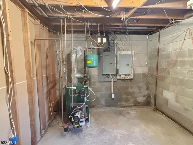 $399,900 | 905 Gapview Court, Newton, NJ 07860