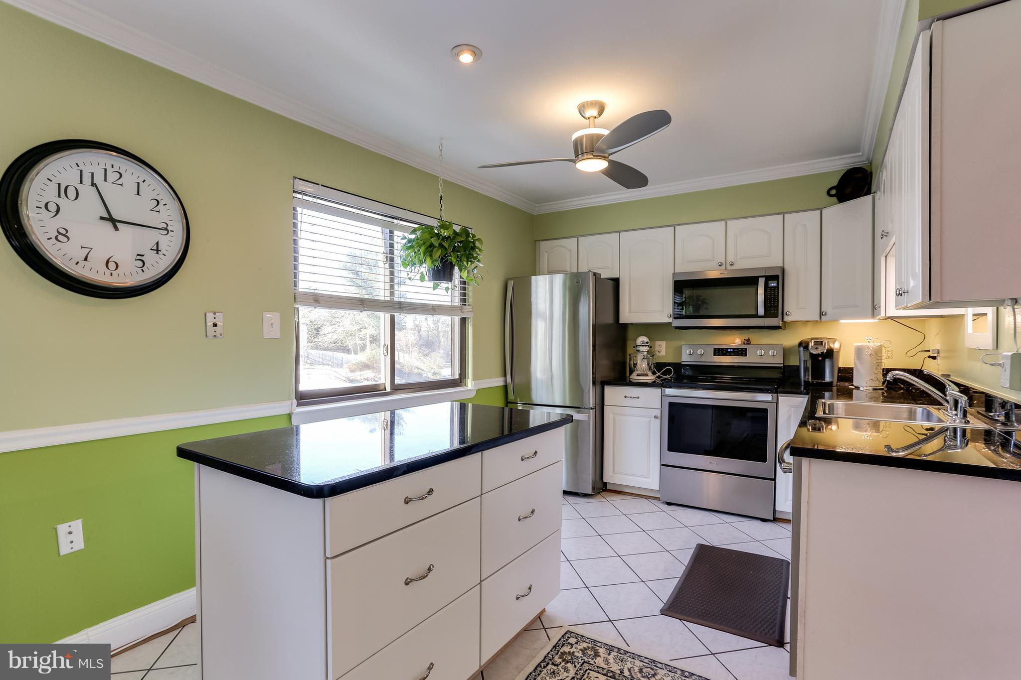 9129 Centerway Road Gaithersburg, MD 20879 - Photo 15 of 37