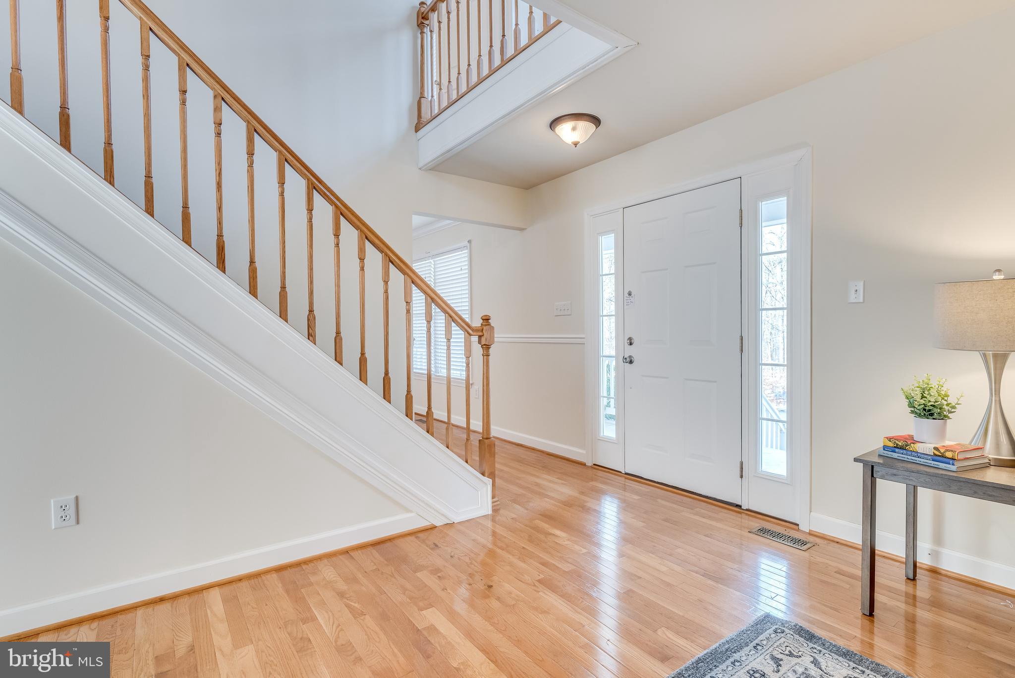 2439 Chestnut Grove Road Sharpsburg, MD 21782 - Photo 12 of 51 Spacious entrance foyer w cathedral ceiling