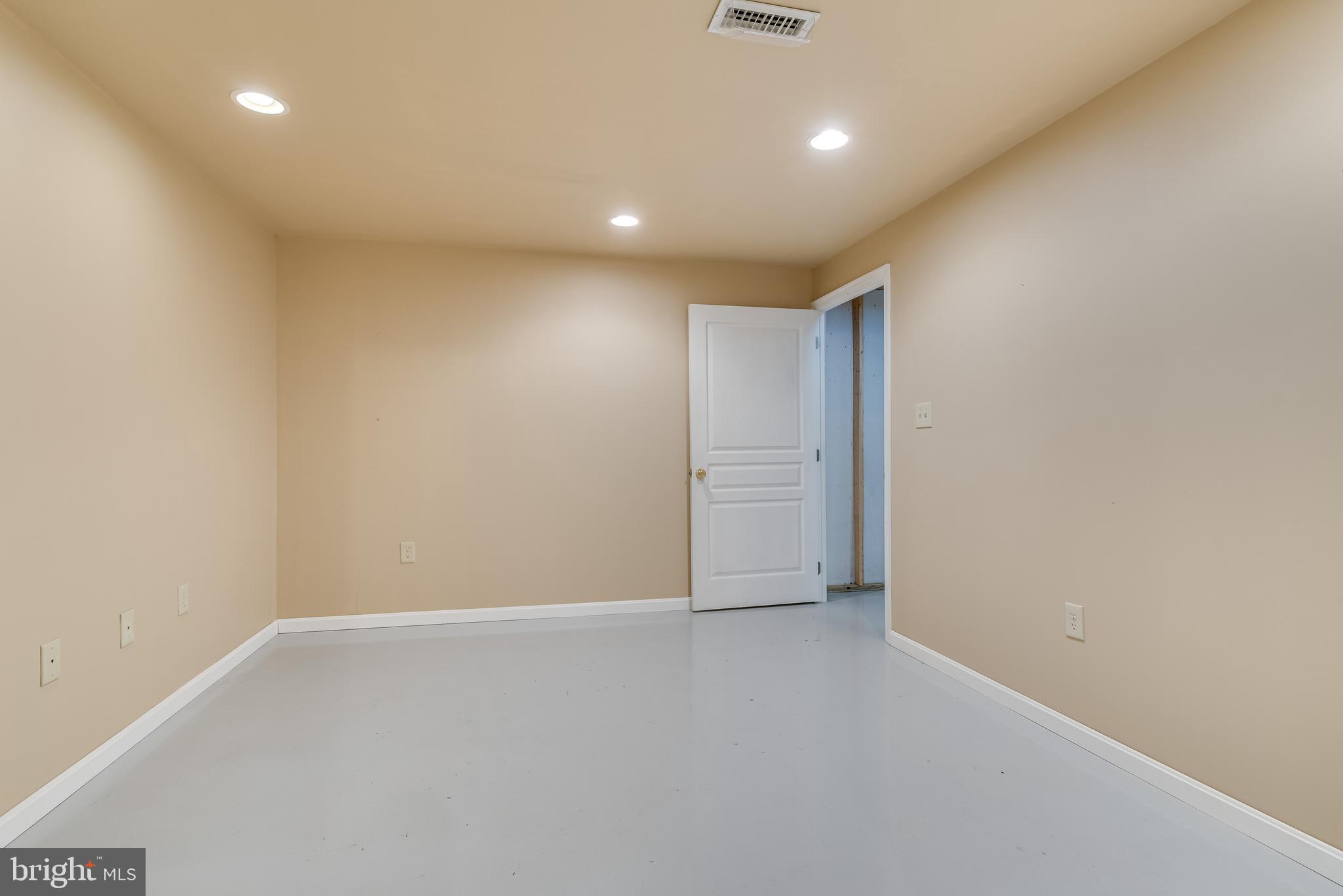 2439 Chestnut Grove Road Sharpsburg, MD 21782 - Photo 25 of 51 Space for 4th bdrm iin walk out bsmt