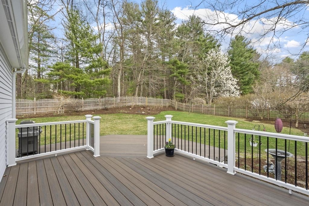 7 Rooks Way Westford, MA 01886 - Photo 7 of 42 Gallery Image 7