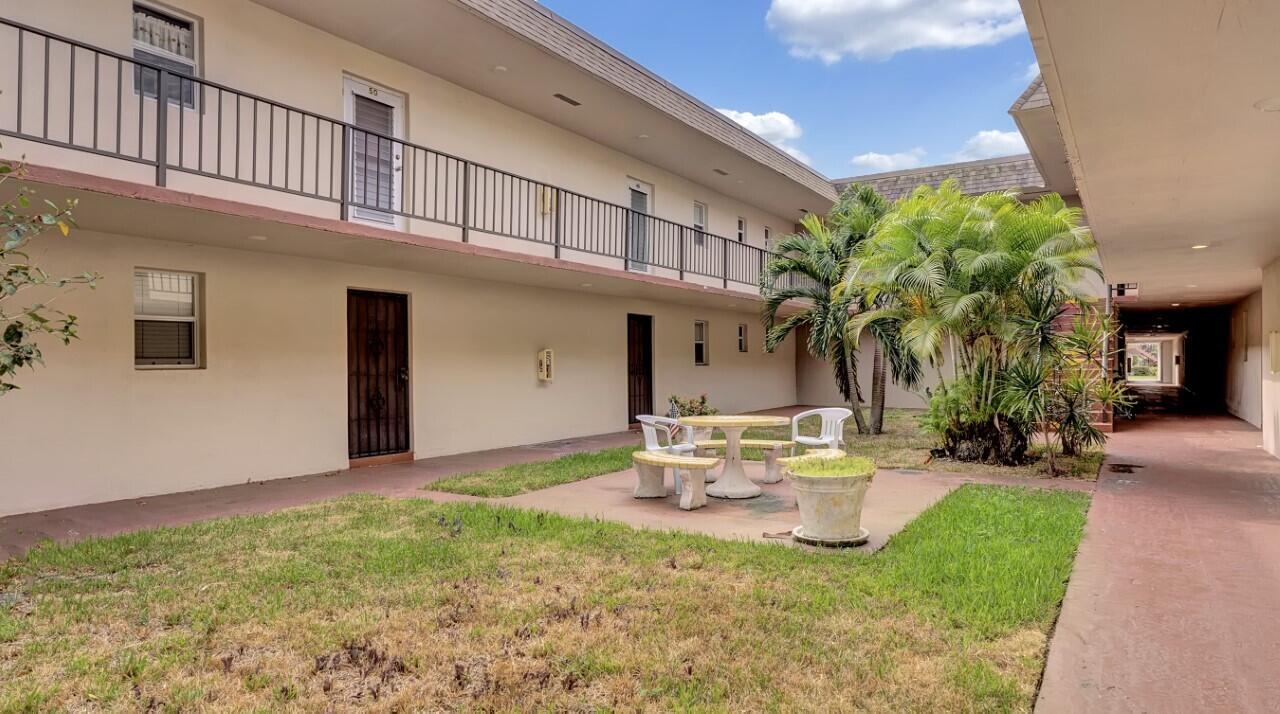 500 Davis Road, Unit 29 Palm Springs, FL 33461 - Photo 18 of 32 thumbnail__WAL7491