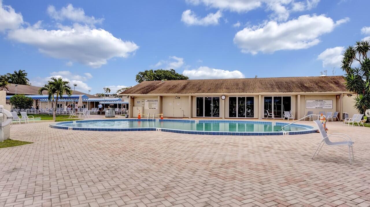 500 Davis Road, Unit 29 Palm Springs, FL 33461 - Photo 23 of 32 thumbnail__WAL7561