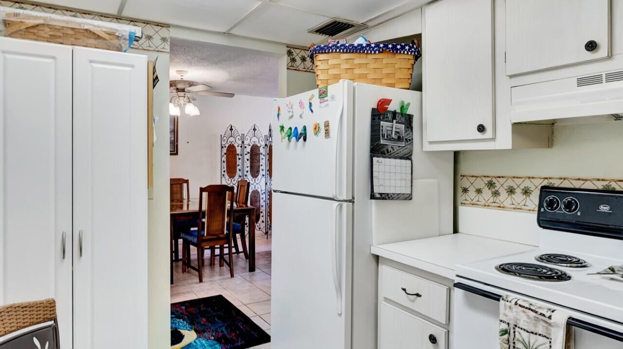 500 Davis Road, Unit 29 Palm Springs, FL 33461 - Photo 10 of 32 thumbnail__WAL7376