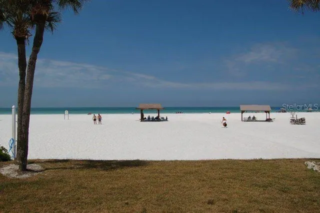 $7,470 | 6020 Midnight Pass Road, Unit 5, Sarasota, FL 34242